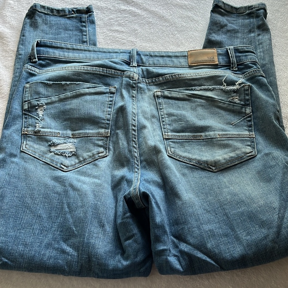 BKE Relaxed Fit Light Blue Jeans